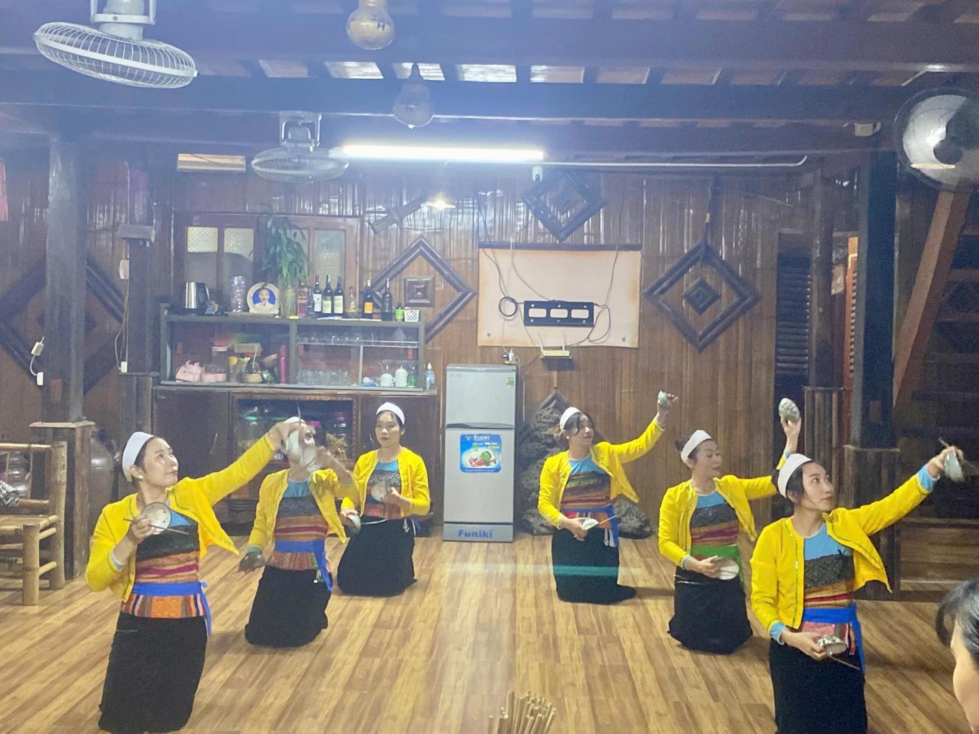 Thao Ly Homestay Mai Chau Hoa Binh Bagian luar foto