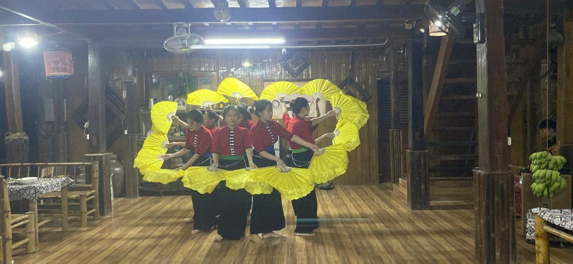 Thao Ly Homestay Mai Chau Hoa Binh Bagian luar foto